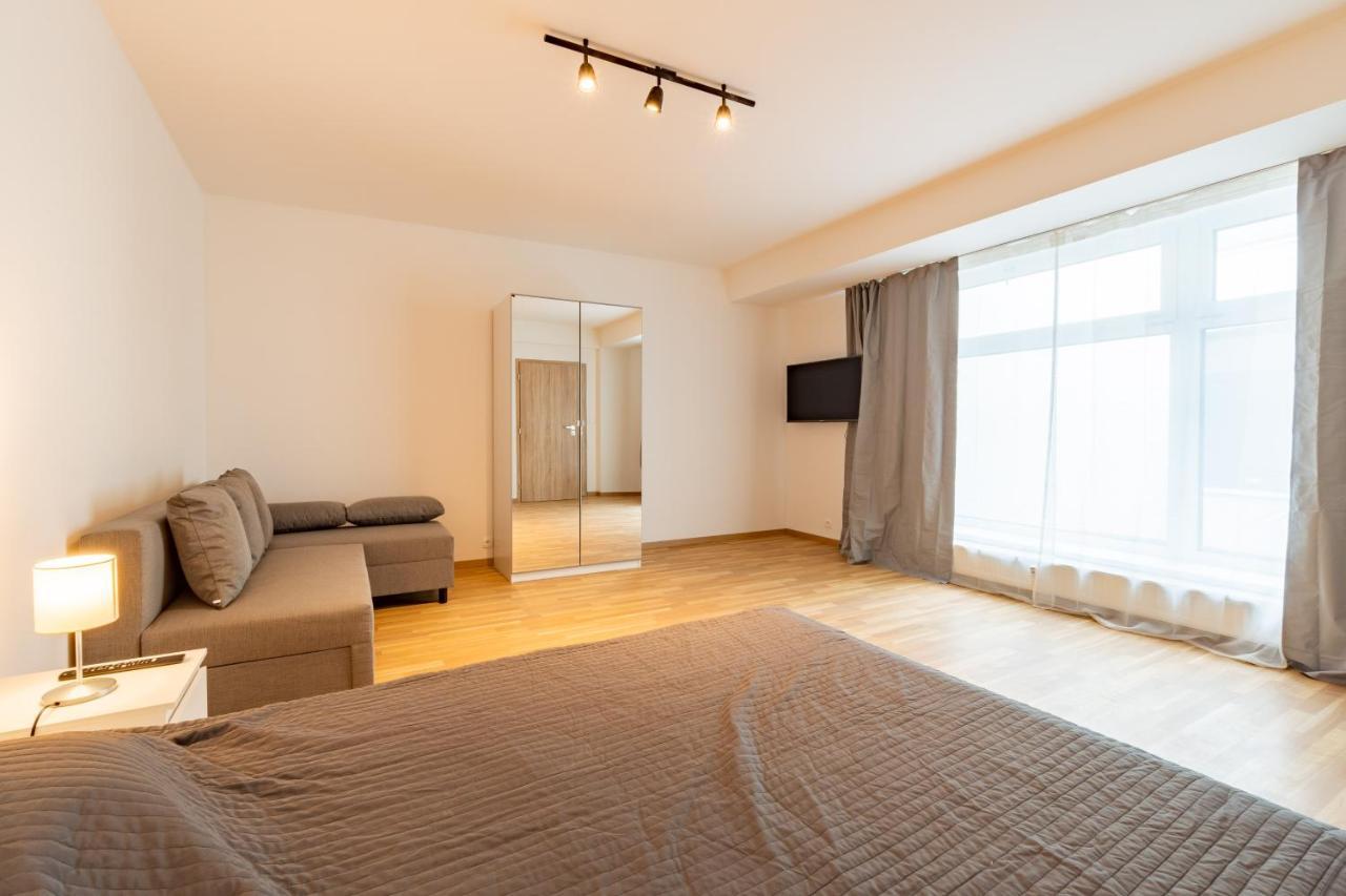 Brand New Two Room Apartment #26 With Free Secure Parking Close To Center Praag Buitenkant foto